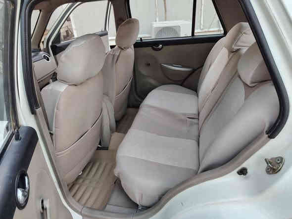 سلام عليك
اللهم صل على محمد وال محمد
ليفان 2013
س ع ر    32$
     ***********
العنوان كربلاء 
بيع او مرا وس بيكانتو
