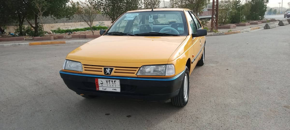 السلام عليكم بيجو روى موديل 2009 بلادي كير مكينه اكسل تبريد شغال تخم تاير صدر جديد بيهة طخه خفيفه بل جاملغ خلفي  سياره جديده تريايك لبصره رقم بغداد  بسمي هيئه وغرامات مصفر  مكان بغداد البياع  سعر 38وبيهة مجال حك جيه ذا ما يعجبك سعر اعبر منشور تصال ***********وبل خدمه
