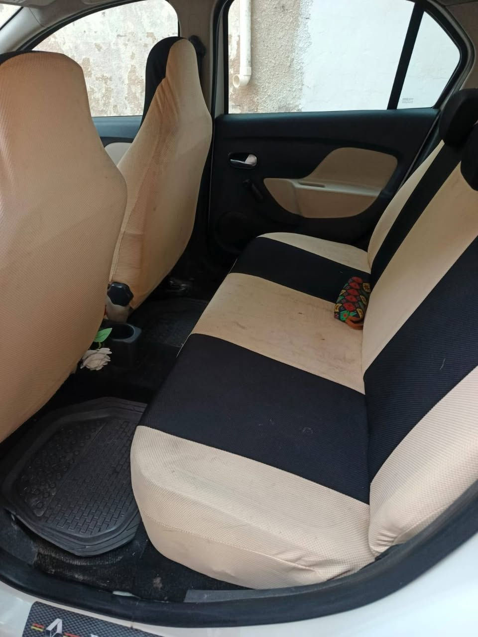 رينو سيمبل موديل ٢٠٢٠ نضيفة جدا شاشة ايباد رقم نجف انكليزي للاستفسار الاتصال ***********
مكانها النجف الكوفة
