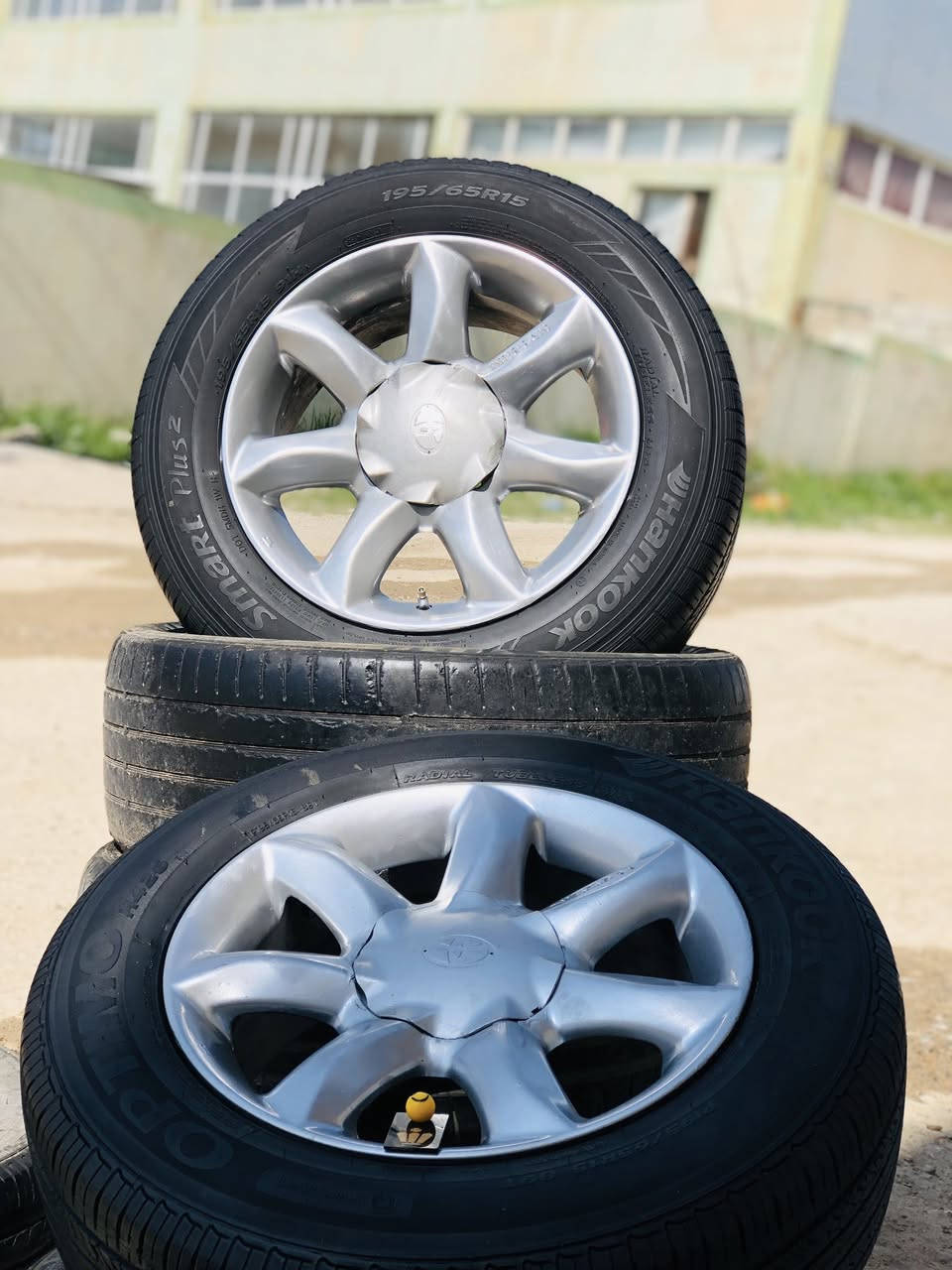 بيلاد سه نى ٤برغو
ئه م تايه ويله مان هه يه بوو فروش يان گورينه وه ماشاءالله 
شتيكى زور جوان بى كيشه يه هه ر ٤كه په كه ى ماوه بيلاد سه نى به يارمه تى ئادمينى دل ❤️🥰
***********
***********
