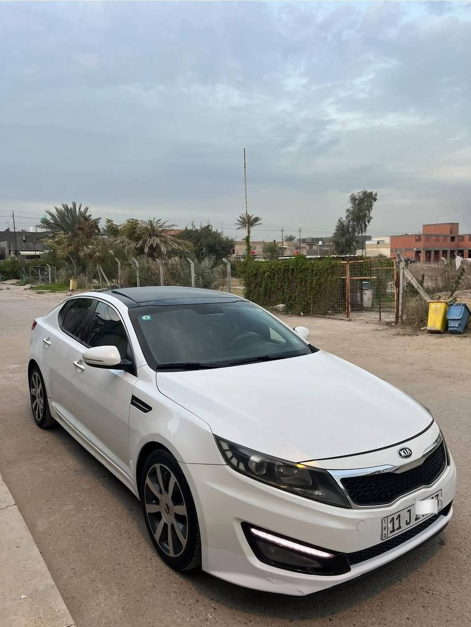 السلام عليكم 
اوبتمه 2013 خليجي 
فول للخير  1/1 
رقم بغداد الجديد وبسمي 
مكفوله من الصبغ وتبديل بيه بارد كد اصبعين
محرك 2400 دوش بلادي 
ماشيه 114 الف حقيقي دك جرس 
بصمه تشغيل 
بصمه ابواب 
بنوراما 
دبل اكزوز 
كشن كهرباء 
كشن خزن ميموري 
حساس خلفي 
اناره kiAترحيب بدوسه 
نضام ترحيب عن بعد 
اشاير بلمري  مع مري شفط 
تحكمات ستيرن 
شفتات 
تبريد قطعتين 
ثلاجه بجكمجه 
نضام ABS مانع نزلاق 
نضام كزوز تثبيت سرعه
نضام ايكو استهلاك الوقود 
كامره خلفيه 
كشنات جلد بلادي 
لد امامي وخلفي 
تخم تاير وحداديه جديد 
اسيارا استلام شركه وقبل يومين  جددت 
السنويه ولرقام 
ماشيه 114 فقط ودك جرس اسيارا ممتعوبه 
السعر 137 وبيه مجال 
الاستفسار (***********)
