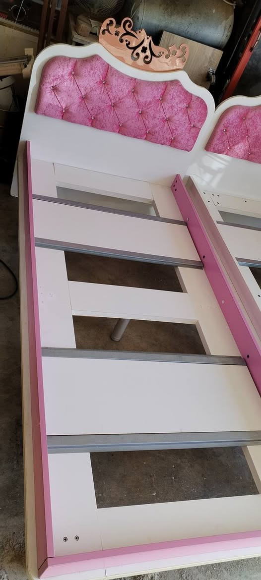 دوو سیسەمی زۆر تازەو پاک و خاوێن بێ دۆشەک وەسفیان ناوێ لەجوانی .حاجیاوا. ***********
