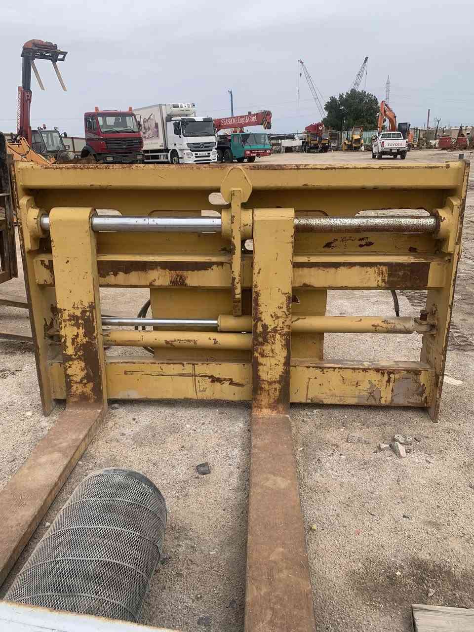 شوكيات شفلات للبيع العنوان البصره معارض الزبير ***********
