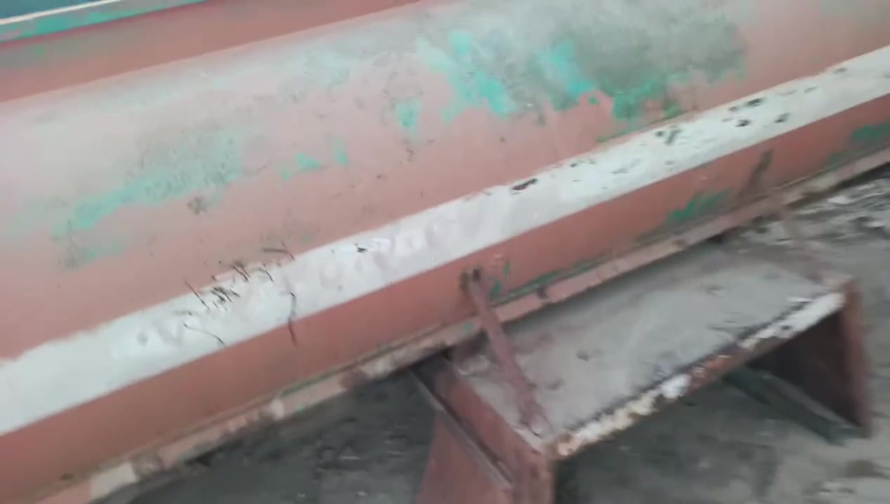 السلام عليكم تانكي نضيف حصيره جديد طول 6متر وو5سنتم يرهم البي اقجم مكانه نجف ***********
