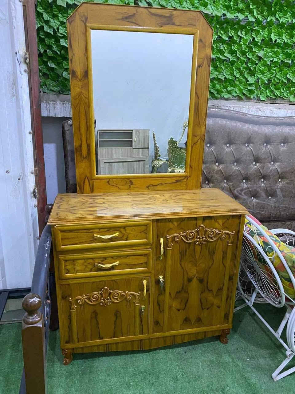 معمل ونجارة الحبوبي لعمل الغرف النوم الجديده والأبواب والجراجيب والبوفيات بجميع انواعها وقياسات حسب الطلب  البيع نقد وقصط القصط على 18 شهر ***********
