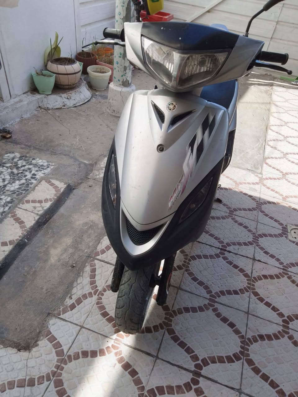 السلام عليكم ماكس ثعلب 140دراجة كفرات ختم واحد مكينة بلادية سلف هندر عارضهة 625وبيها مجال بسيط رقمي ***********واتساب الحرية الثالثة او الدولعي
