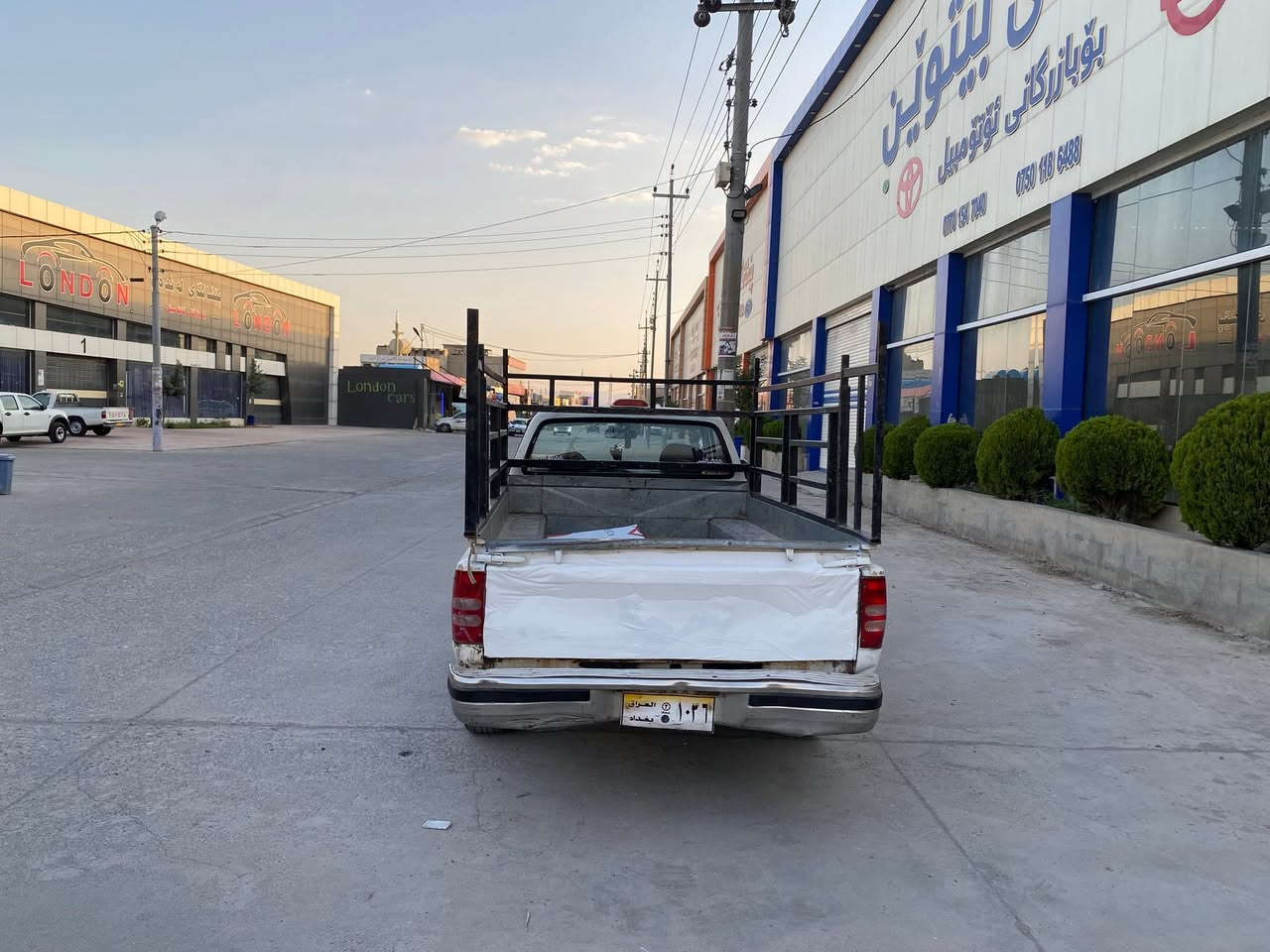 ادميرال مؤديل ٢٠٠٦ سحري ٢٤ گه لا ***********
***********مه كينه بيلاد كابريته ر مه له فيست ئه سلي خوي بئ ده حمو ليدراو وه ركه راو توندوتؤل 
مه كينه گير و ئه كسلي به شه رت 
سحر ٢٤ گلا 
شوين سه روجاوه رانيه ***********
