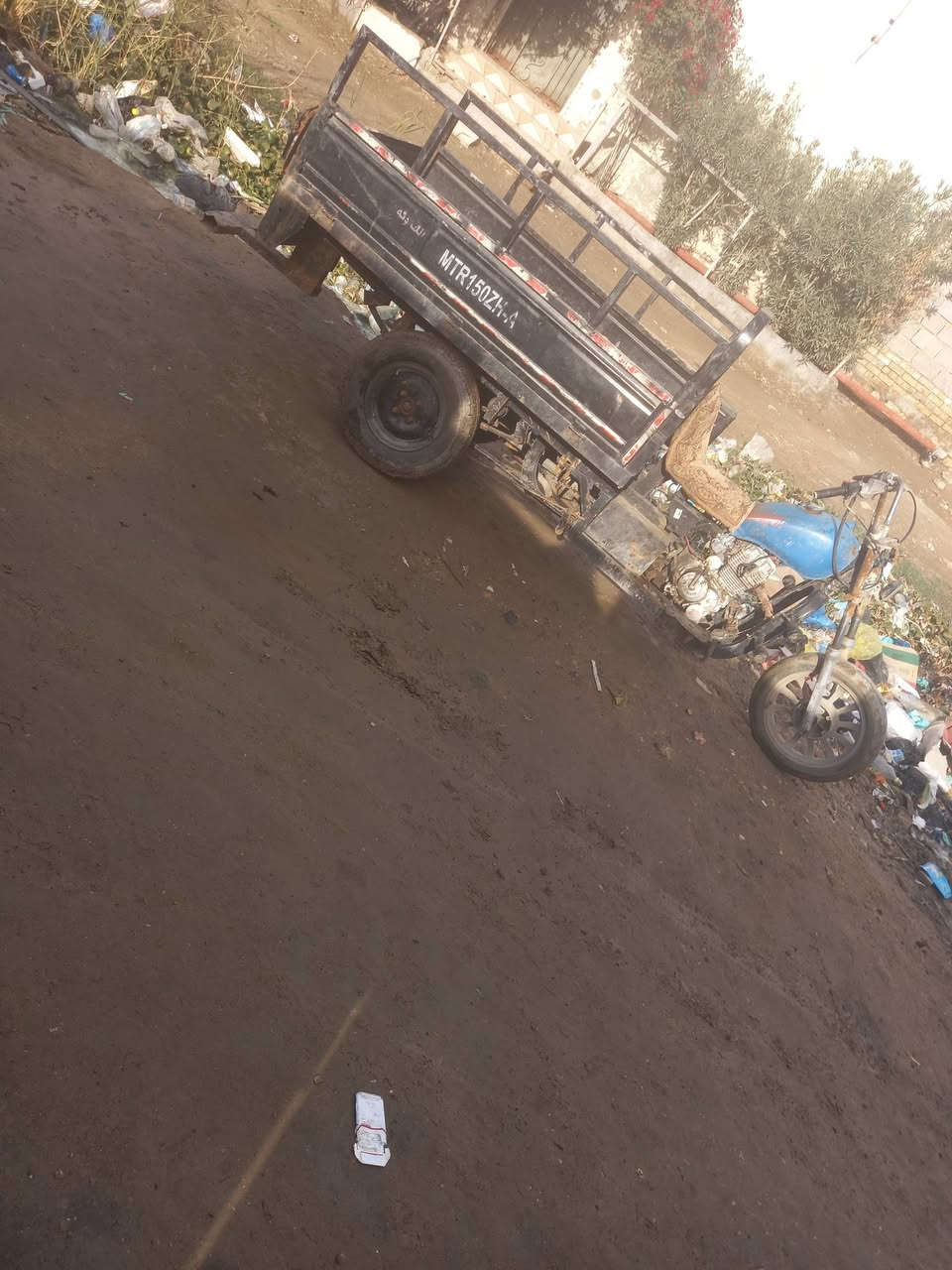 ستوته للبيع كلك موديل 17 ستوته نضيفه كهربيات شغاله نكره سلف تايرات جوبلس ستوته جاهزة ومناسبه 
السعر 450 قفل الشراي يتصل ***********
