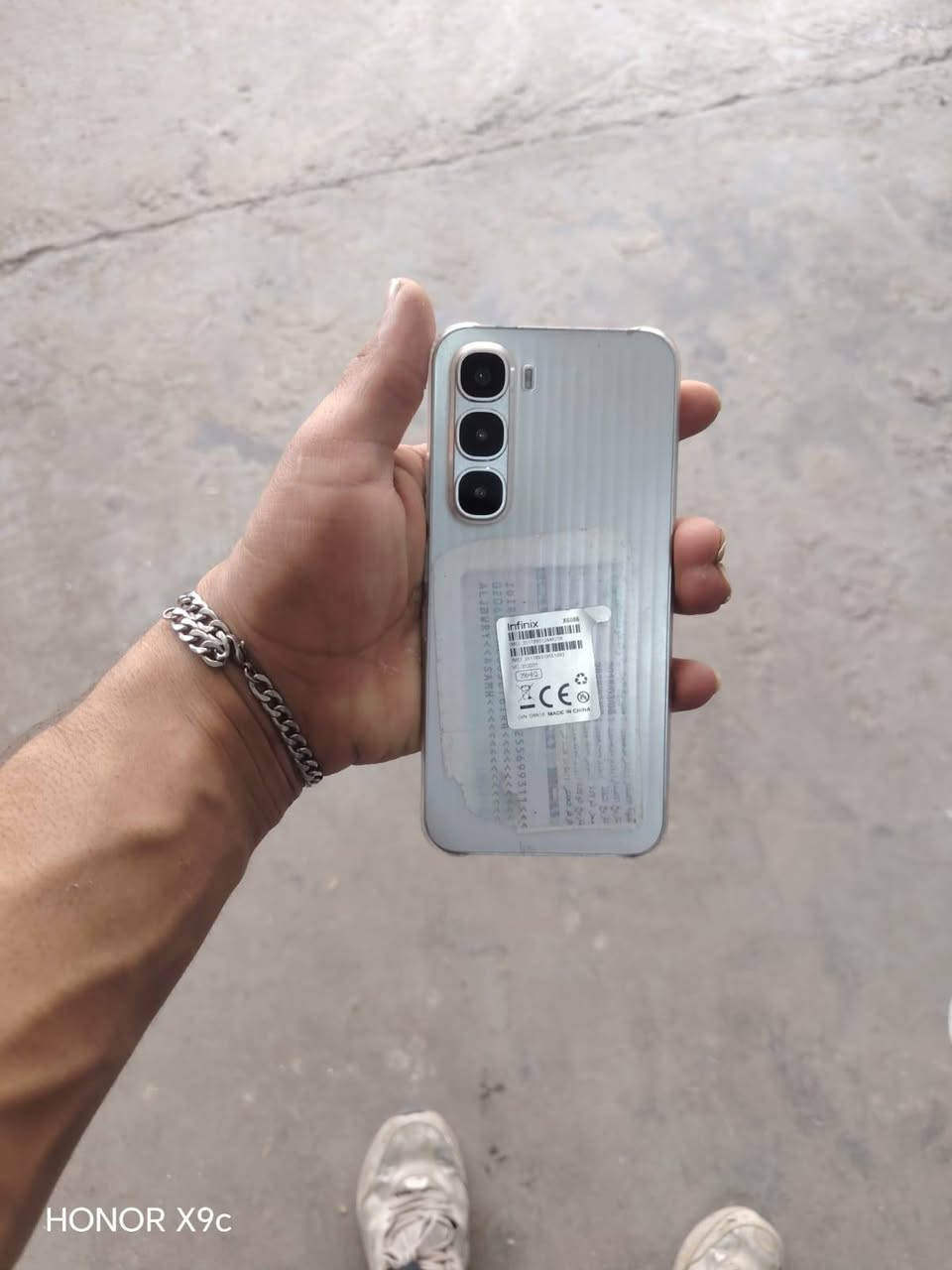 انفنكس هوت 60 برو ذاكره 256 شتريته كبل اسبوع واني متعود عل الايفون الله شهاد هاذه سبب بيعته او مراوس اب ايفون نضيف كمال ملحقات حته ضمان بي


**إذا كنت صاحب هذا الإعلان وتريد حذفه لأي سبب، رجاءا أرسل رسالة إلى الدعم الفني**