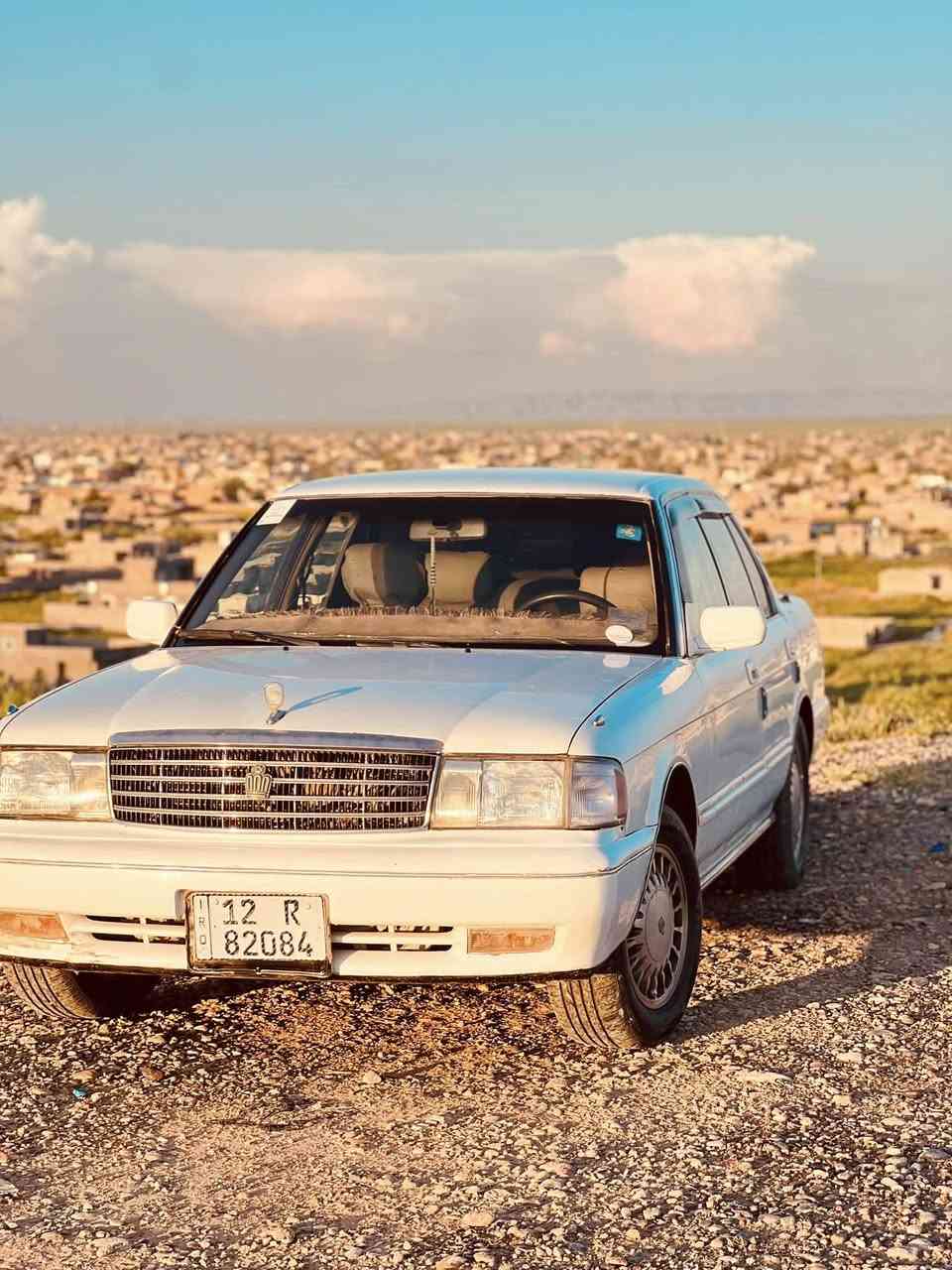 السلام عليكم 
ارنب يسار اصلي ابيض ثلجي 
السياره بأسمي رقم نينوى دولي هزه جديده
شرط التحويل محرك كير جدد شادهن كهربائيات 
من الدعاميه للدعاميه كل شغاله تبريد ثلج ❄️ 
صدر جديد تواير اربعه جدد السياره مصبوغه حزام شرط بدون ضرر او تبديل جماليه مصبوغه السياره حلوه احله من صوره السعر خابرني وتبشر مراوس حسب القناعه اخذ فرق انطي فرق ترهم 
***********
