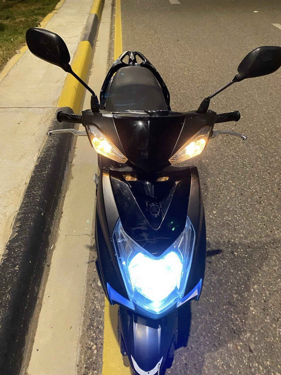 سكنس كوري قبل فترة طالعة من المعرض شخط ما بيهة نضافة 100 بل 100 مكينة ما مفتوحة سعر 650 الف وبيهة مجال بسيط العنوان كربلاء حي الحسين رقم ***********
