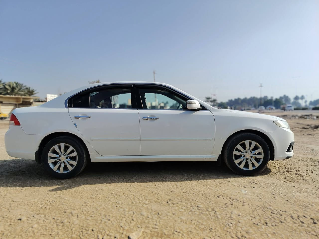 سلام عليكم كيه اوبتما موديل 2010 فول بيهه چاملق لايمن صبغ فقط سعر ب 125وبيهه مجال ***********
