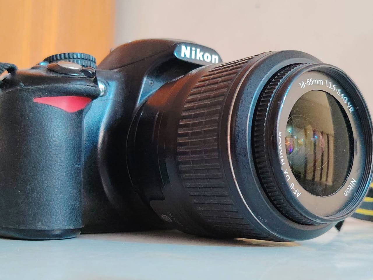 كاميرا نيكون ٣١٠٠ كامله ملحقاتها اكو توصيل كافة المحافظات *********** وتساب
