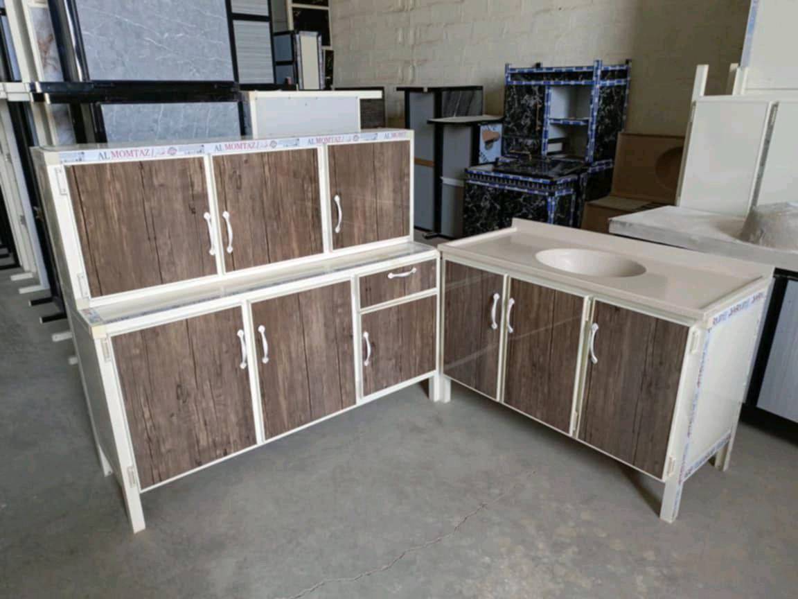 كاونتر مترونص  ارضي.وملحق مترونص  

وسنك متر و 20 سم . 



السعر  250 الف 🙂

توصيل الجميع محافظات العراق 

الاحجز والاستفسار راسلو الصفحه