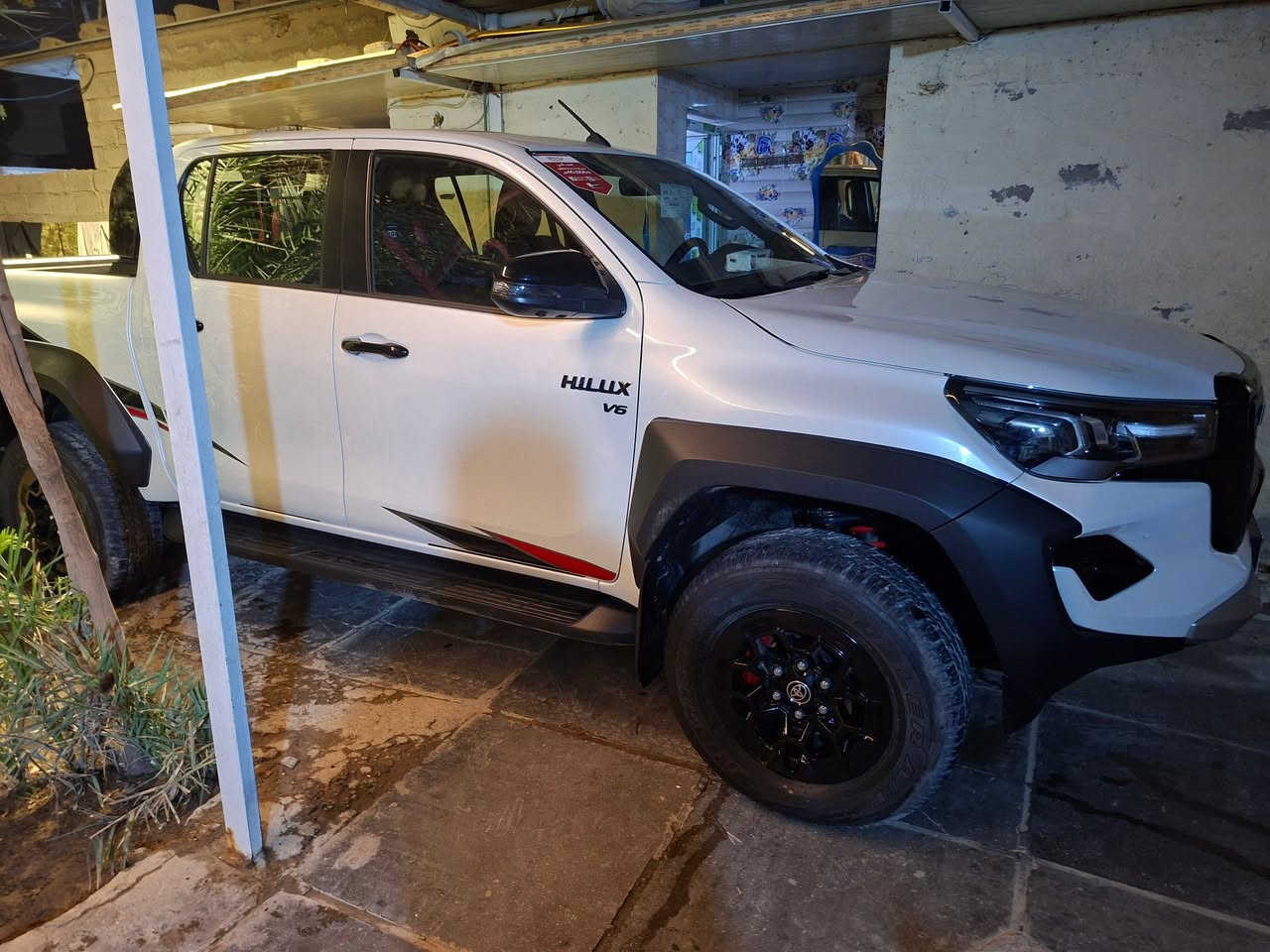 هايلوكس GR موديل 2025 رقم اربيل بآسم شركة فول مواصفات مكفولة كفالة عامة ماشية 3 الاف فقط مكانها بغداد شرط التحويل السعر 450$
***********
اتصال او واتساب
بيع فقط بدون مراوس
