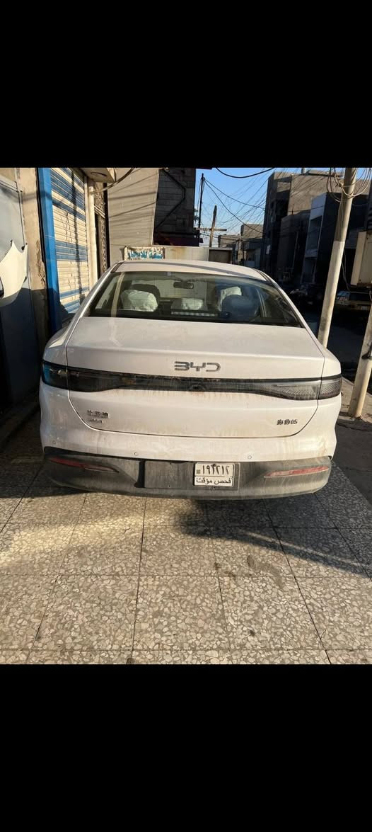 سلام عليكم هاي سياره بي وايدي  ماشيه 60 كيلو سعر 18ونص وبيه مجال بصيط ***********
