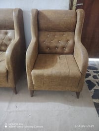 مقاعد جلد • ١٠ مقاعد