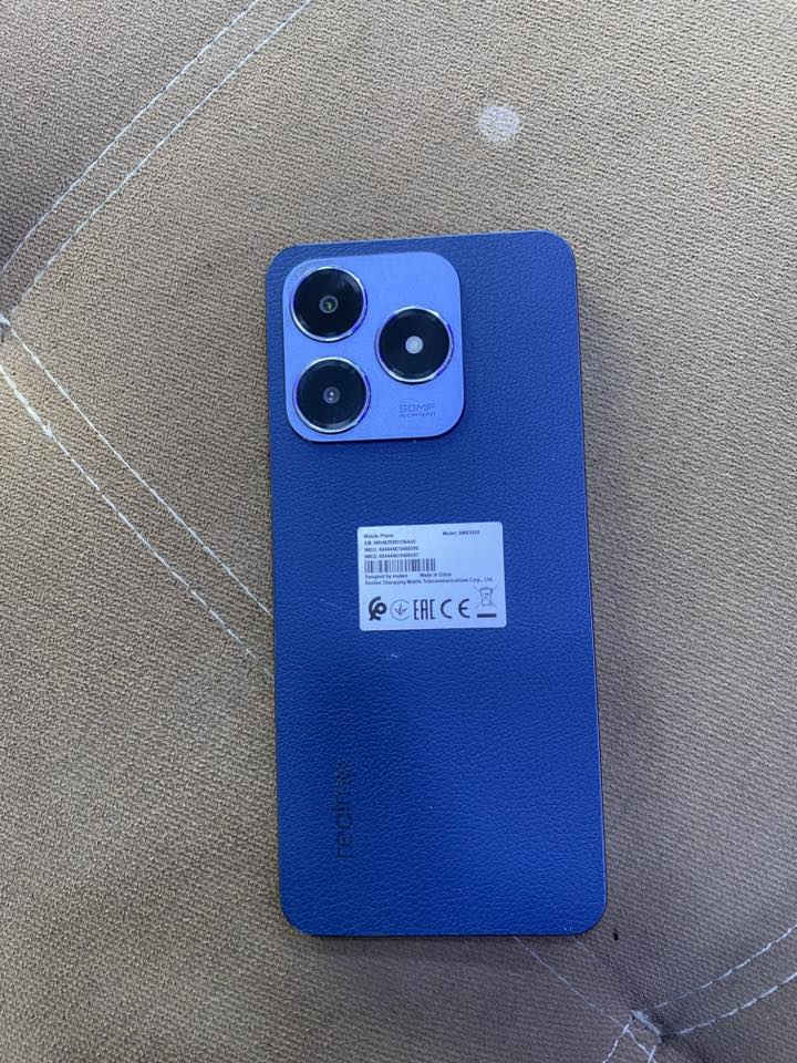 موبايل للبيع نظيف كتير سعر 130 الف ومجال بصيط ***********
