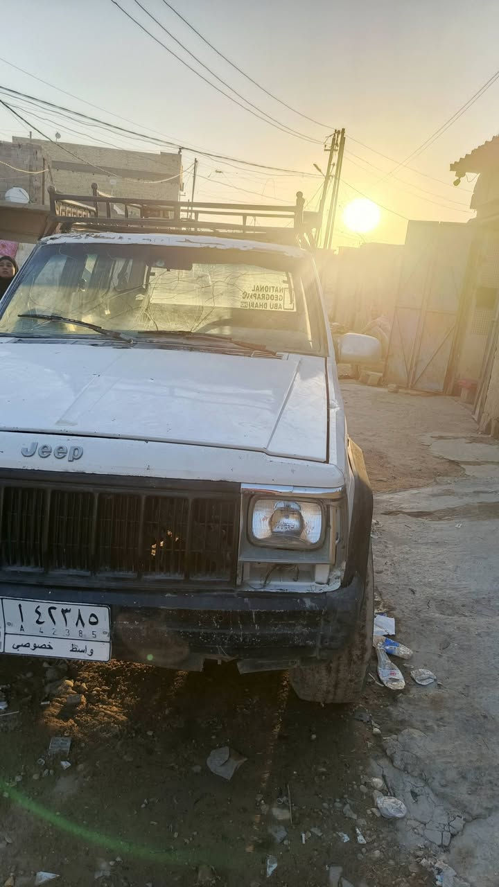 السلام عليكم جيب للبيع بل صؤيرة كير ؤمحرك خير من الله ***********
