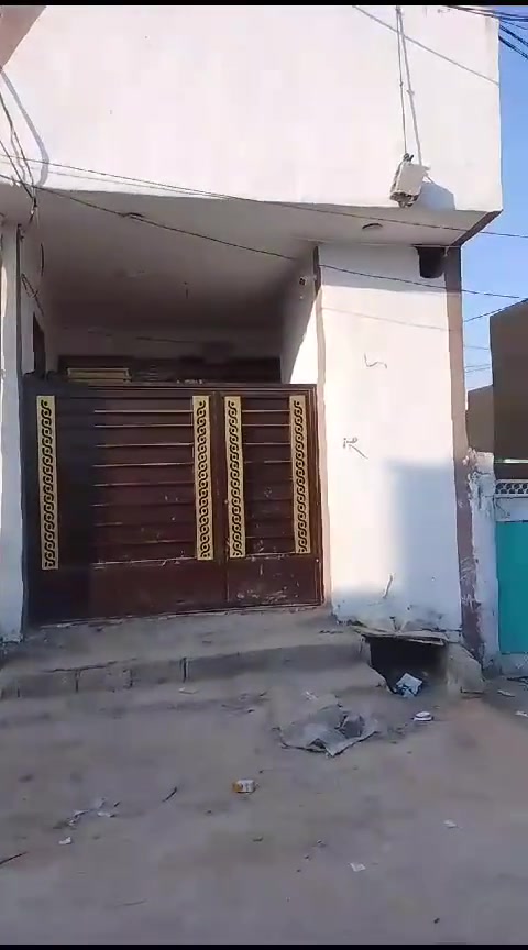 سلام عليكم من رخصت الادمن عندي بيت للبيع مساحه ،120
طابقين يحتوي على خمس غرف أوصاله واستقبال اوصحيات فوق وجوه 
مكانه كربلاء قريب على جامعه منطقت افريحه 
الي يريده يتصل اوبي خير اويدلل ‏‪0775 173 2203‬‏
