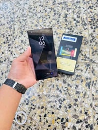 جهاز سامسونج إس ٢٤ ألترا للبيع نضيف كلش شخط ما بي السعر ٩٥٠ و بي مجال ...