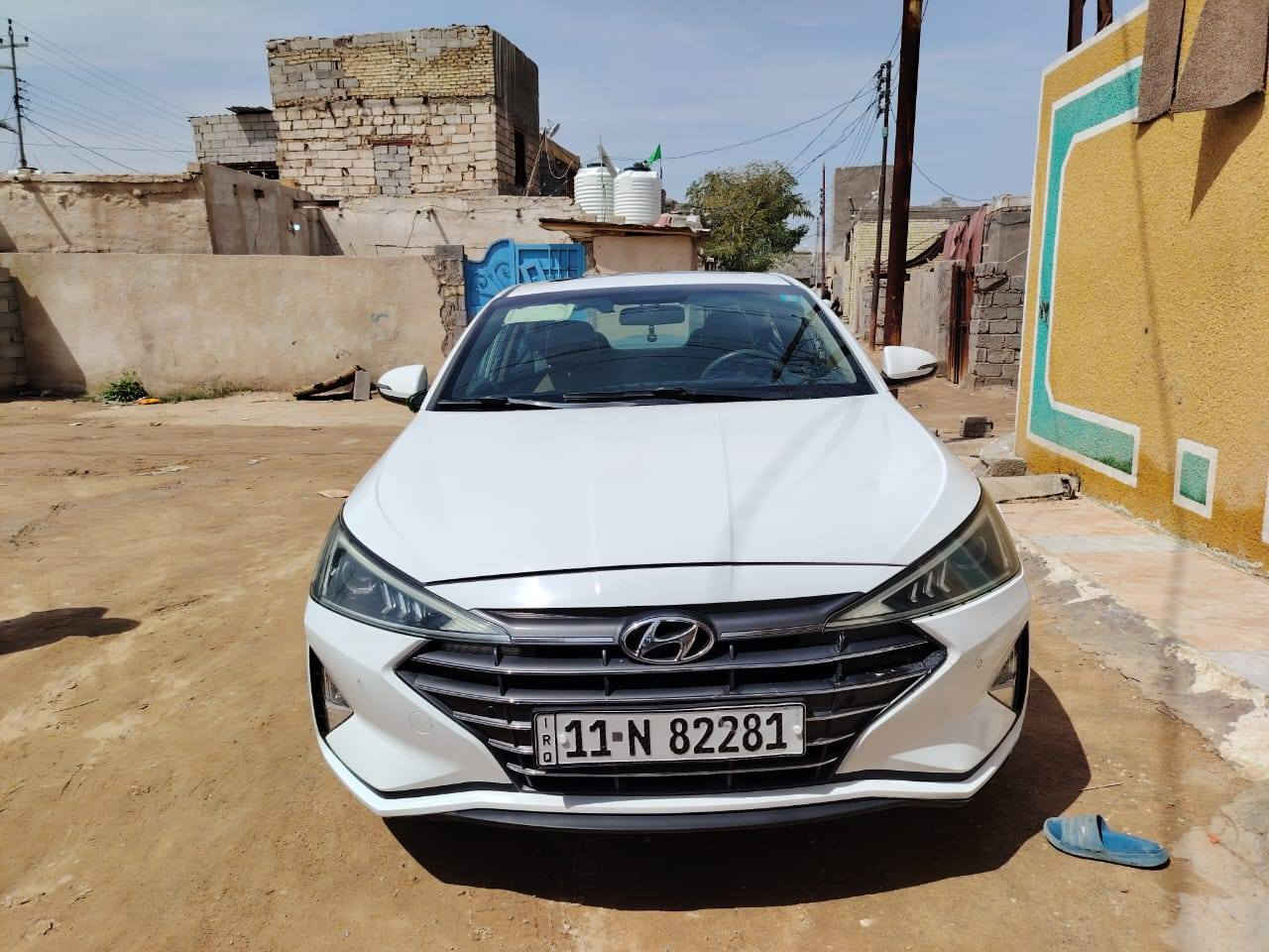 السلام عليكم سياره الانترا للبيع موديل 2020 خليجي فول واحد عله واحد ام الرادار مكفوله كفاله عامه سياره عله وضع الشركه دواخل السياره كلهه مغلفه العنوان كربلاء المقدسه الاتصال على الرقم 👈  ***********👉 ملاحضه 👈مكلف بل نشر 👉
