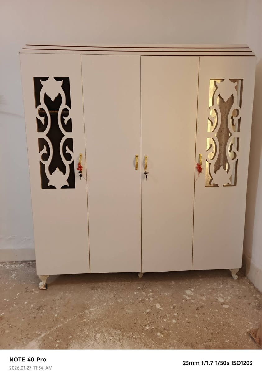 سلام عليكم غرفة نظيفه صار 4 اشهر من اشتريتها 400 مع الدوشك مالتها وبي مجال شي قليل


**إذا كنت صاحب هذا الإعلان وتريد حذفه لأي سبب، رجاءا أرسل رسالة إلى الدعم الفني**