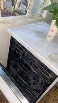 تواصل على واتساب ٠٧٥٠٢٥٥٢٠٨٤