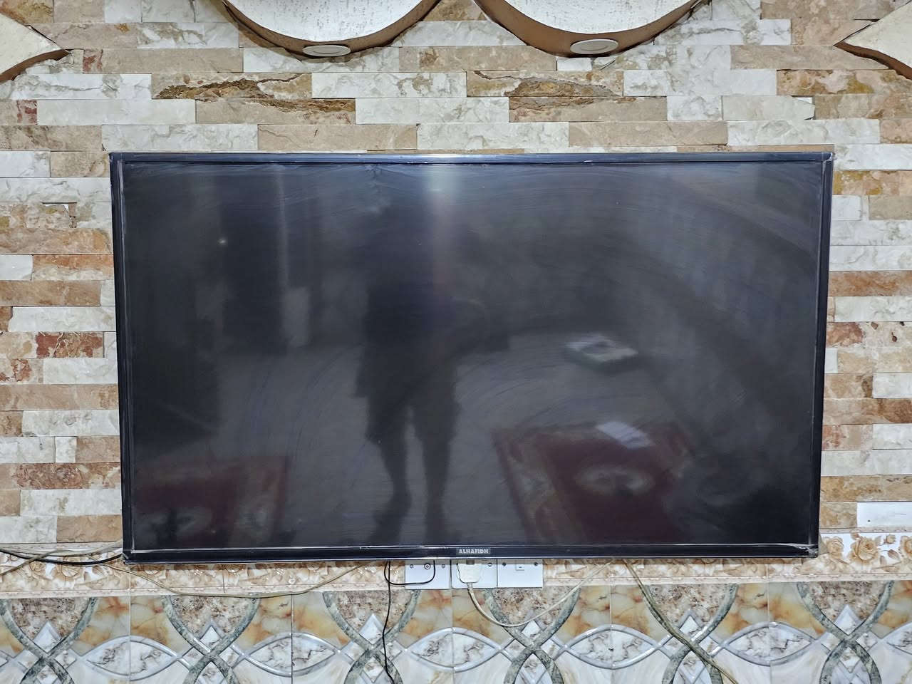 من رخصت صاحب الكروب متاح ابلازمه حجم 55 الحافص عل فحص ام النت مكاني الشعله بغداد***********
