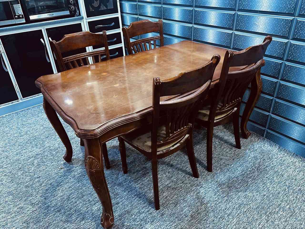 ميز طعام صاج ب150
***********
