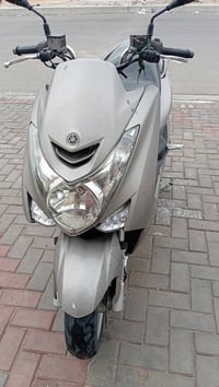 دراجه ماجسته اس 2017 ماشيه 51 محرك كفاله برغي ممفتوح  هاي صورها  المكا...