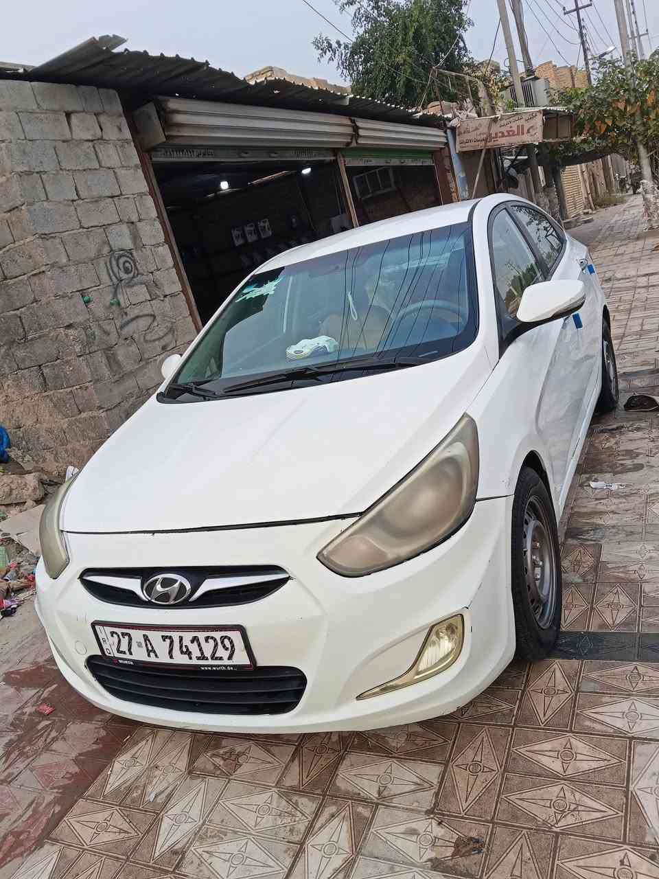 سلام عليكم.اكسنت 2015خليجي رقم دولي وهزه جديده سياره بسمي سنويه ل2028
مكينه وكير 1600 دوش مكفولات تخم تاير تبريد شرط 
حداديه 90%مكاني ناصريه مركز سعرها (88)$
رقمي ***********
اخواني ظررها جاملغ وبنيد
