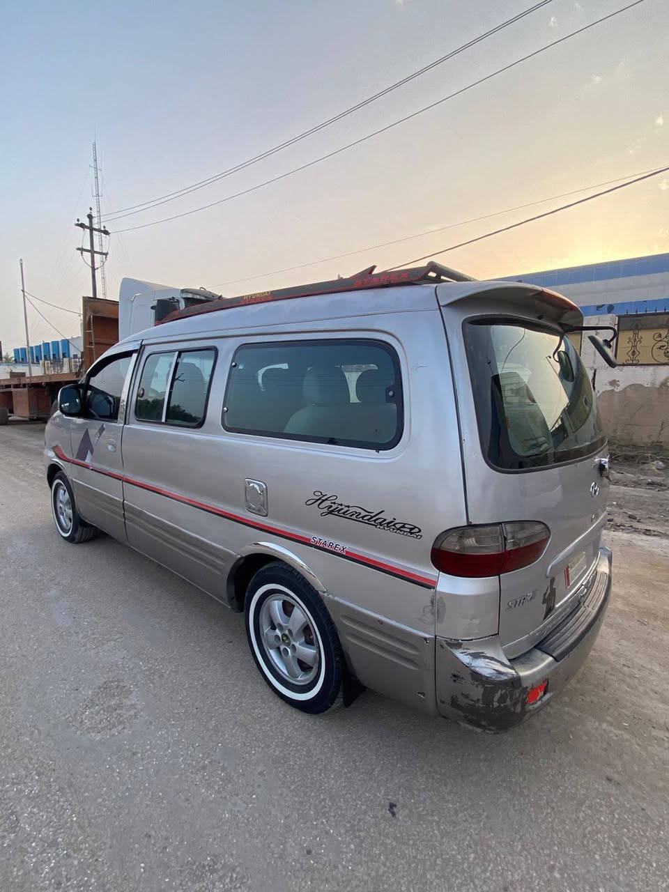 ستاركس موديل 2007 رقم واسط انكليزي شرط التحويلل باقي ع استلام اللوحات
مفتوح سوبر كير عادي مكينه وكير واكسل كفاله بشرط مكينه مكفوله من التنقيص والتبخير 
صبغ احزام من الجام وجوه للجماليه بدون اي حادث سياره نضيفه وجاهزه 
حداديتها جيده تخم تايرات 
مكاني بابل الحمزه الغربي 
والسعر 75 وبيها مجال
للاستفسار ***********
