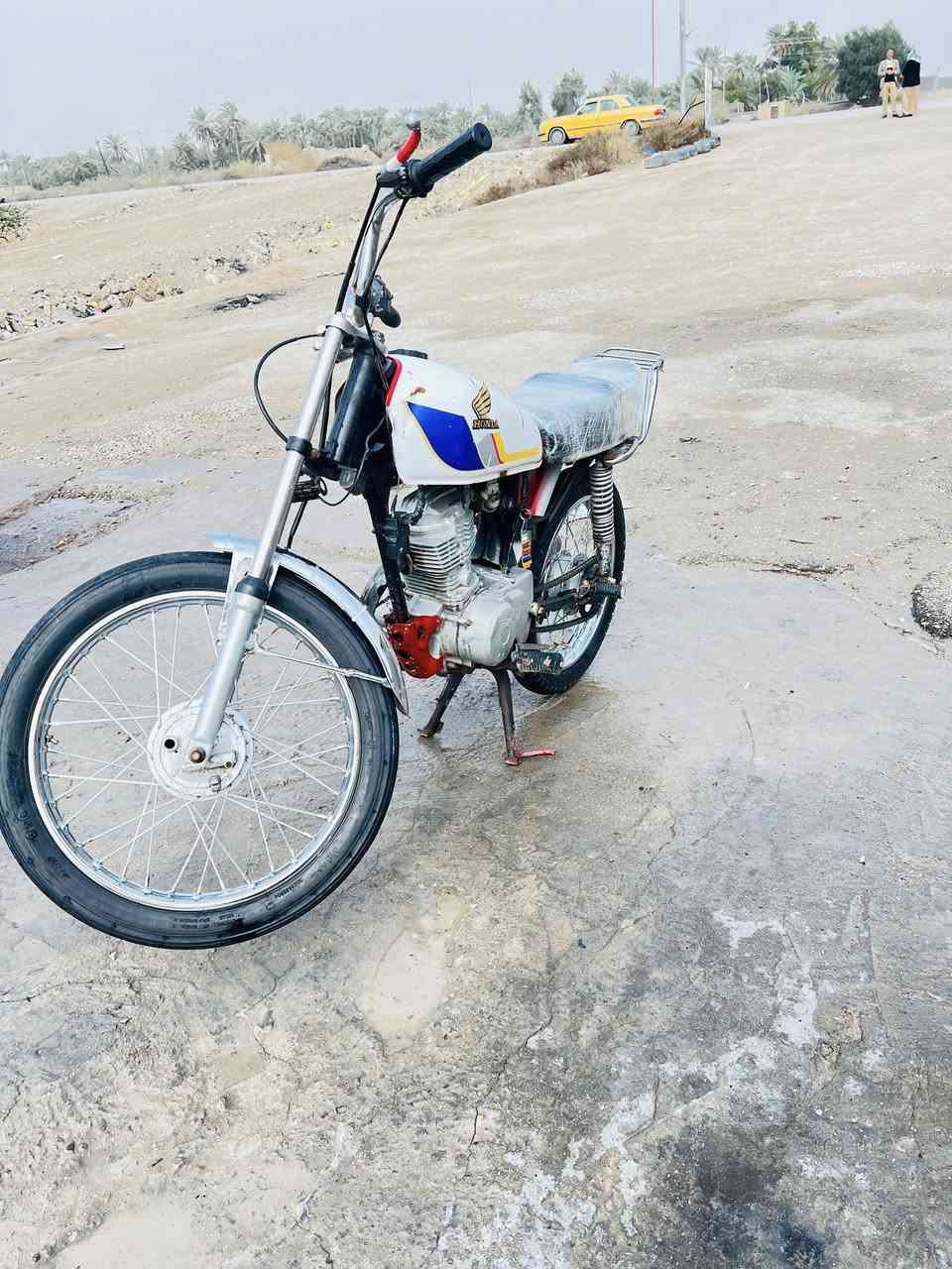 البيع دراجة نامه شلامجه (مراوس بوليسي ماكس نضيفه)
كلك كلك كلك اكفلك عشاير وكاشي شرط مامفتوحه 

عقل رياضي ***********
