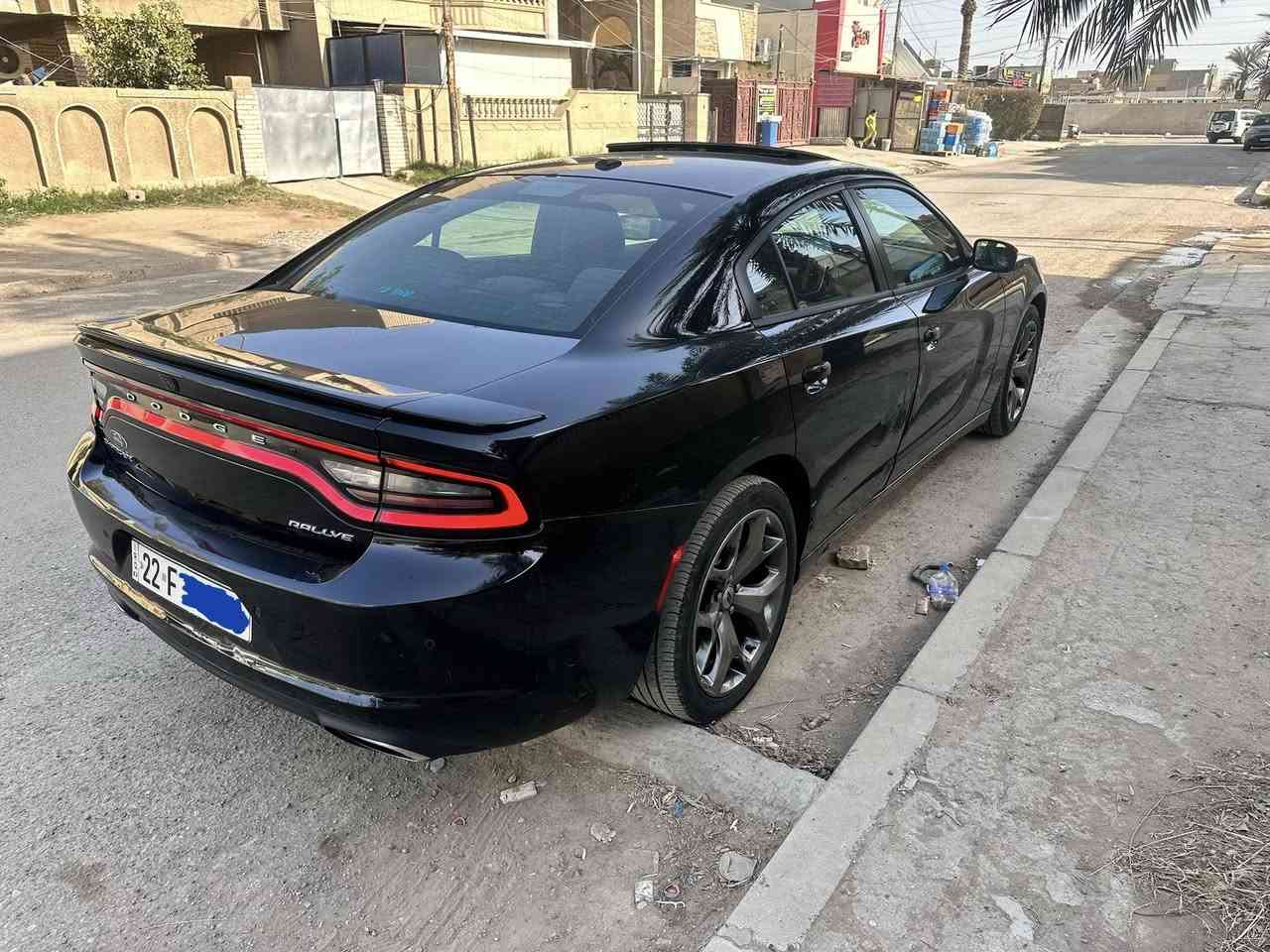 السلام عليكم
للبيع جاجر (رالي )كلين فول مواصفات موديل 2017
السياره مكفوله كفاله عامه من الدعاميه للدعاميه عده صارت بيها طخه بين البابتين وعفتها ع وضعها 
المواصفات 
فتحه
رادار جانبي 
حساس خلفي 
شاشه كبيره 
شفتات ستيرن دمام خلفي وباقي الموصفات المعروفه 
الرقم ***********
