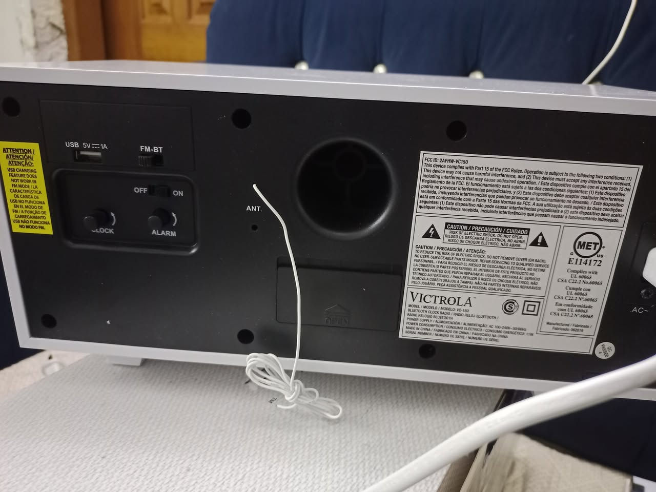 السلام عليكم ساعة منبه وسبيكر صوت عالي وراديو ماركة VICTROLA لوك كارتون السعر 35


**إذا كنت صاحب هذا الإعلان وتريد حذفه لأي سبب، رجاءا أرسل رسالة إلى الدعم الفني**