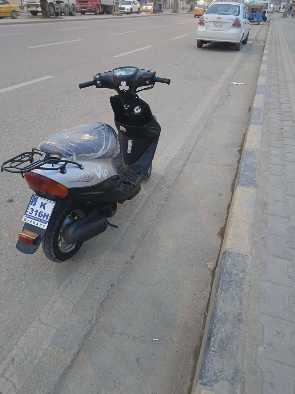 سلام عليكم دراجة يماهة كلهة شغالة منطول لطول تايرات جدت مامتعوبة أوراق كاملة ما نقصها برغي سعر خاص ولمو شراي إلا يراسل سعر خاص


**إذا كنت صاحب هذا الإعلان وتريد حذفه لأي سبب، رجاءا أرسل رسالة إلى الدعم الفني**