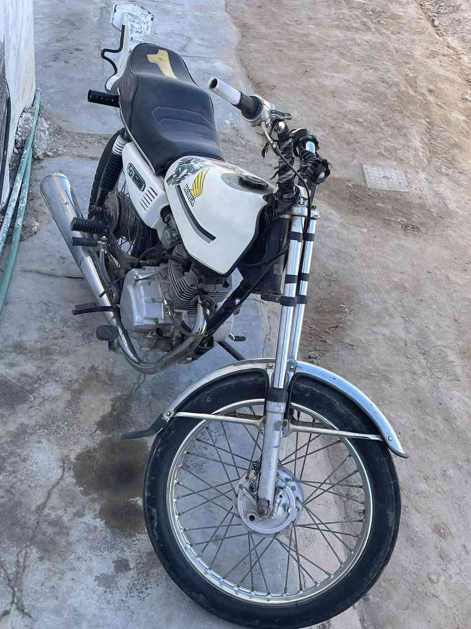 ‏سعر((325))***********
