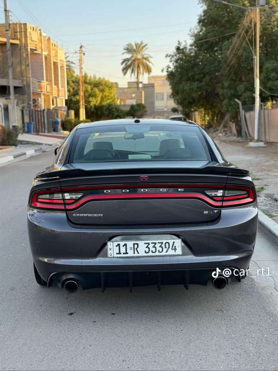 السلام عليكم
دوج تشارجر 2015
ماشية 100 ميل حقيقي
مواصفات SXT 
حادثها حلو بيها باب صبغ
وباب الصدر والجاملغ مفتوح للتطبيع فقط لا سمكرة 
ويل 20 
شاشة كاربلي
مثبت سرعة
للتواصل ***********
وتساب
السعر 163
