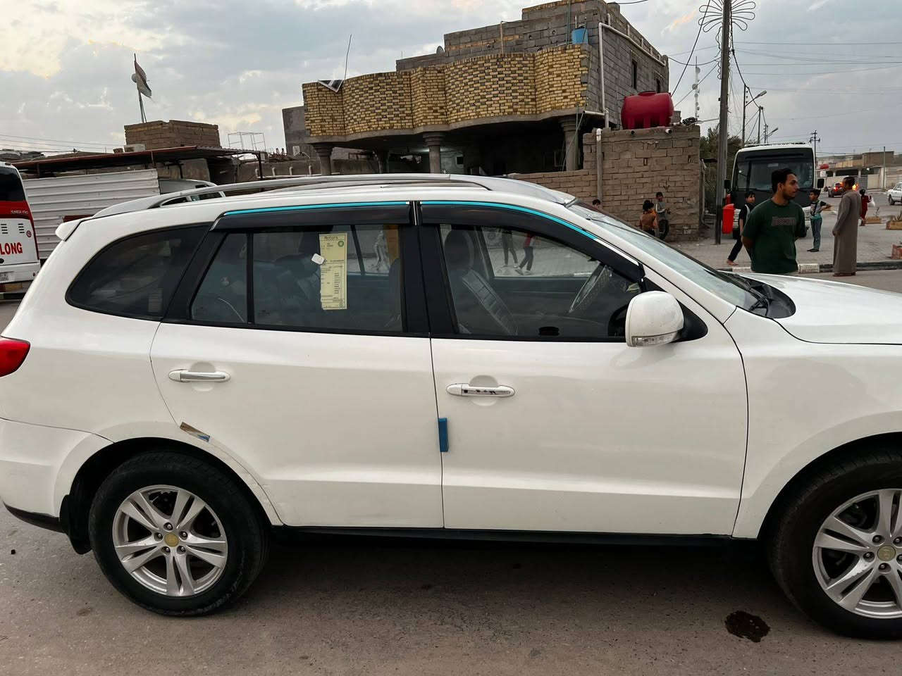 سنتافي 2011 فول مواصفات بصمه مكينه 6 سلندر سبعه راكب رقم بغداد باسمي تحويل ثاني يوم المكان بصره قضاء الدير تبريد شغال ثلاث قطع منتجيه خفيفه على جهه السائق رقم الهاتف***********
