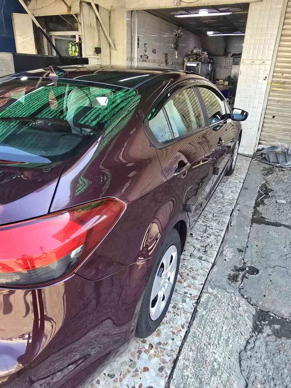 سايرة فورتي
موديل 2017
وارد امريكي 
محرك 2000 دوش 
مكينة مكفولة 
كير مرغوب 
سيارة ماشية 131 
رقم اربيل جديد السيارة شرط التحويل 
سعر السايرة 124 
رقم ***********
