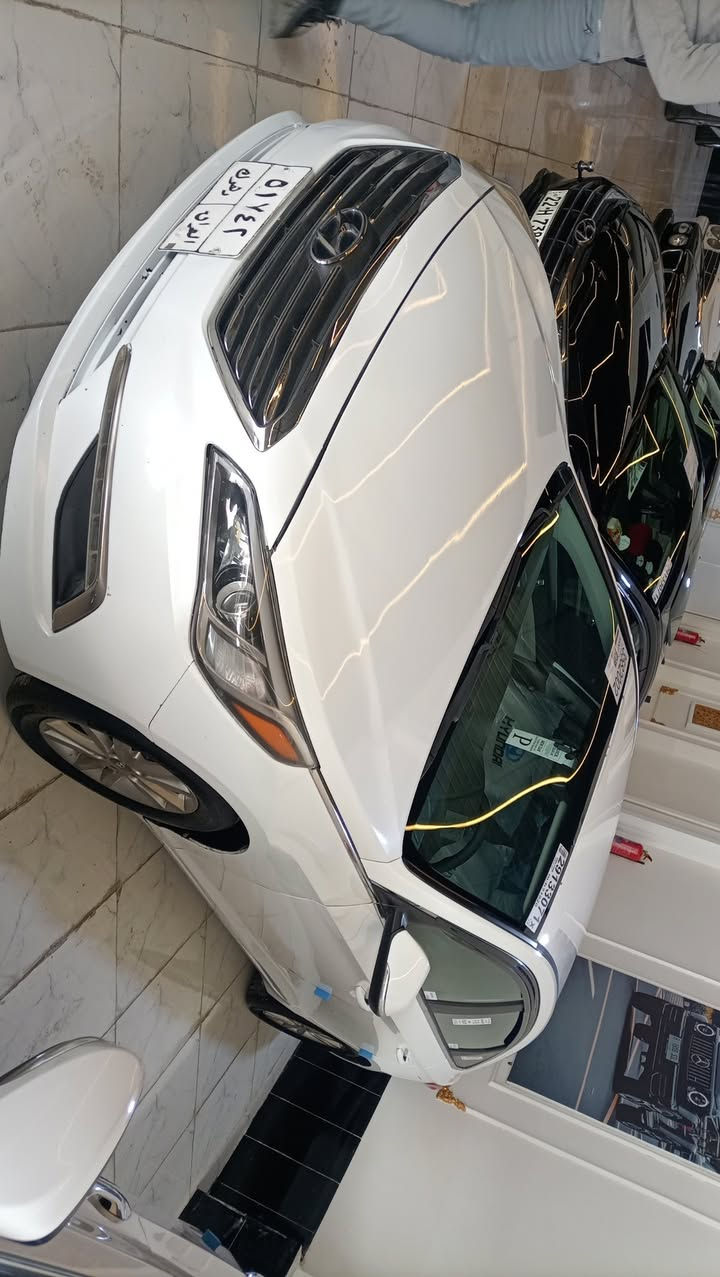 سوناتا 2015 صبغ ثلاث قطع شاصي لغد سليم السعر 115 سيارة جاهزة للاتصال *********** / ***********
