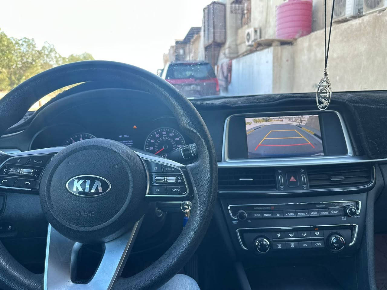 ***********
كيا اوبتما وارد ٢٠١٩ رقم اربيل سنوية ممنتهية محرك ٢٤٠٠ لون ازرق حبري بيها صبغ ثلاث قطع بند ومدكر وباب جهة السايق
السيارة شاشة كامرة حساسات اشارة مري لايت لد تحديد مسار نقطة عمياء رادار  ويل كروم حجم ١٨ جاهزة من كلشي كير محرك حدادة تخم تاير ماشية ٩٣ الف السعر ١٢٢ للاستفسار *********** اكو وتساب واعتذر من التعليقات البصرة, العراق
