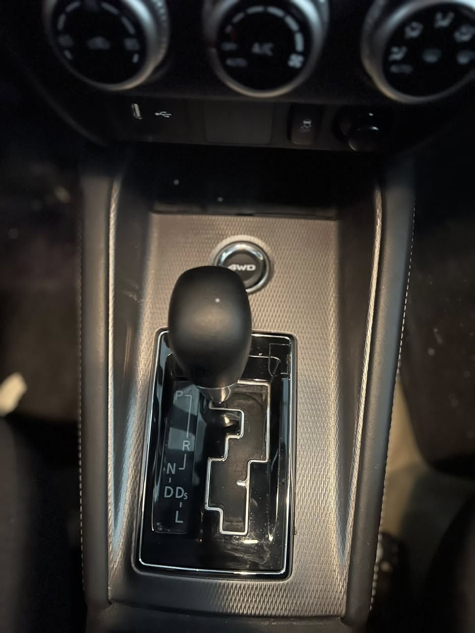 بەناوی خوای گەورە
ئوتلاندەر مستەر بوشی 2023 

چمەلوخی سەکن بویاخە هیچی تری بویاخ نیە بی چاڵ و شوخت

22 هەزار ر وشتوە

دەبلەکسل 4WD

رەقەم تەلەفون

0750115 9737

فایبەری لەسەرە 

١٥٠ ماعمەلە
