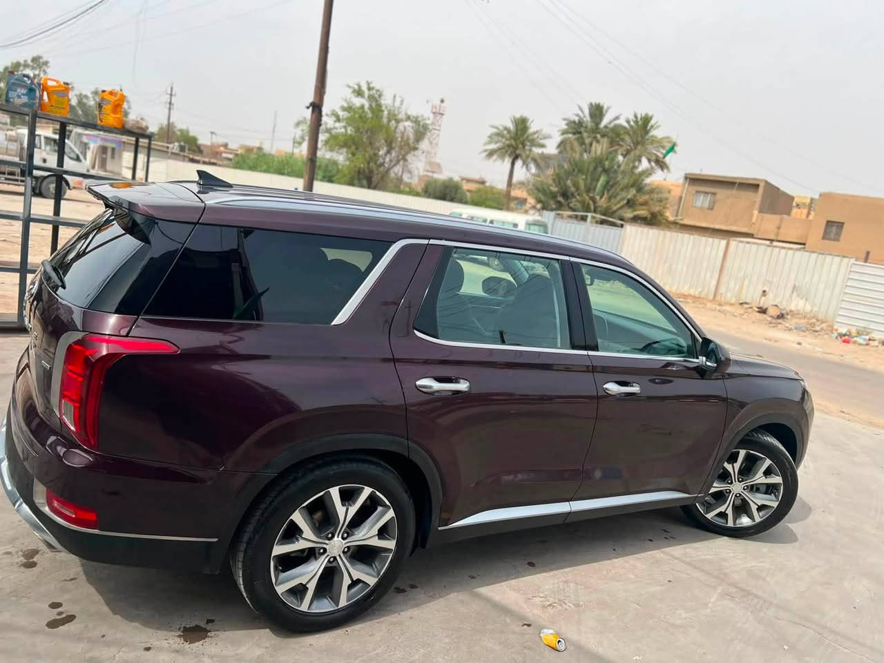 سلام عليكم مكلف بالنشر
هونداي بلسايد 2022 sel

وارد امريكي 

المواصفات: 

المحرك 6 سلندر 3800. 

عداد المسافه 80 

بصمة ابواب + تشغيل عن بعد. 

كامره خلفيه 

حساسات امامي خلفي

المقاعد الاماميه كهرباء + تدفئه

التبريد ثلاث قطع 

التبريد الخلفي تحكم منفصل 

رادار امامي + خلفي 

رادار جانبي نقطة عمياء

6 منافذ usb للشحن 

فتحة سلايت

اشاير مري 

لد نهاري 

سايد بريك بصمة 

فتح الجنطة كهرباء + عن طريق البصمة 

تحديد مسار

اوتو ستوب 

وضعيات قيادة

*وباقي الموصفات المعروفة

حادثها موضح بالصور 

رقم اربيل بأسمي

السعر 265 وبيها مجال 

للاستفسار ***********

مكان السيارة : بغداد-الزعفرانية

