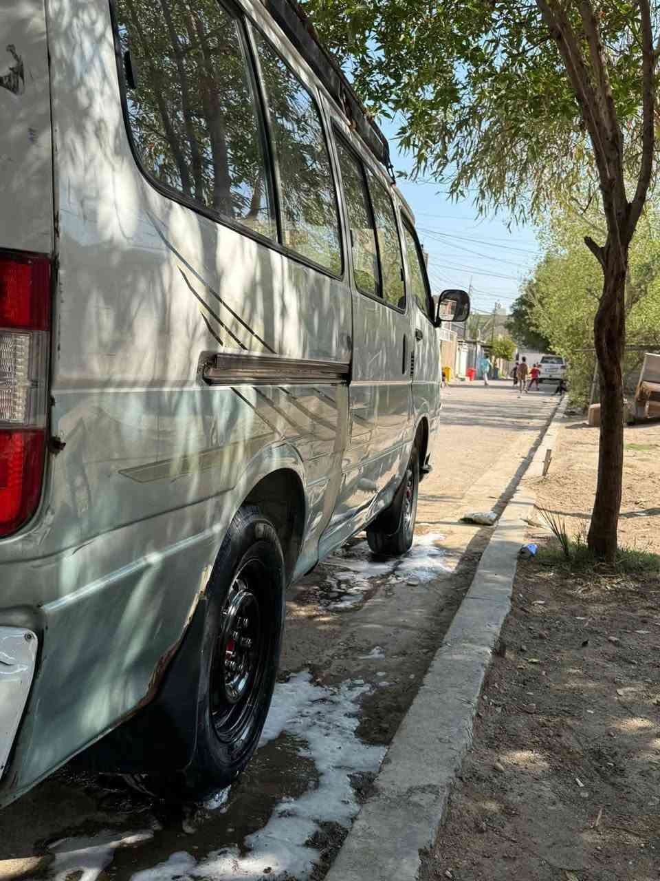 جنبي ٢٠١٠ رقم بغداد احمر سنوية عظم
سيارة  نظيفة مابيه صبغ.. كير اكسل تايرات حدادية داخل كلة نظيف ..محرك بي تبخير قليل ...بدون تحويل اتكفل سرقة وعشاير السعر  ١٧  مدينة الصدر ***********
