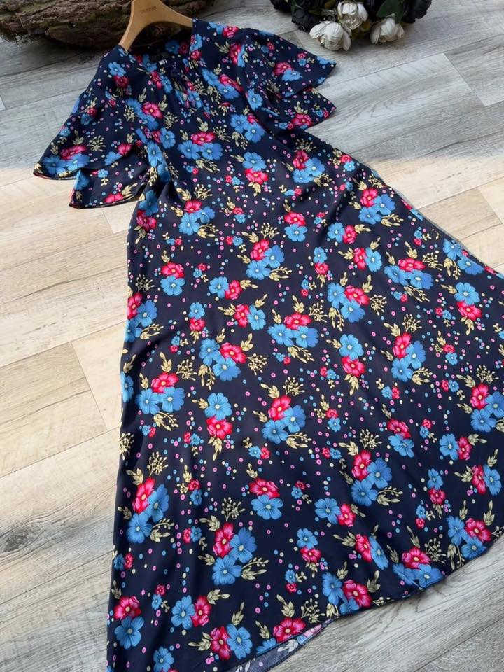 السعر 7 الاف دينار
كشمير طولها 90 للحجل مو طول كامل
القياس 2x/3x/4x/5x


**إذا كنت صاحب هذا الإعلان وتريد حذفه لأي سبب، رجاءا أرسل رسالة إلى الدعم الفني**