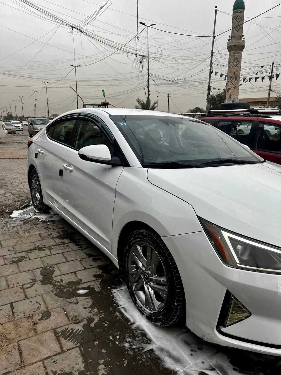 السلام عليكم من رخصه ادارة الكروب
النترا موديل 2020 لون ابيض رقم بغداد 

ماشيه 57 الف ميل محرك 2000 دوش 

حادثه بسيط بطرف الجاملغ الامامي الايمن 

وجزء من البنيد + بيه سونار فحص عدد 2 مرفق

صور الحادث مرفقه بلمنشور 

مواصفات السيارة / تحديد مسار / مانع انزلاق  / 

شاشه / كامرا / تحكمات استيرن /  رادار خلفي / 

سيارة بلحقيقه احلى من الصور 

السعر ب 138 ورقه مع المجال 

رقمي ***********  بي واتساب 

الاثير / ***********  .
