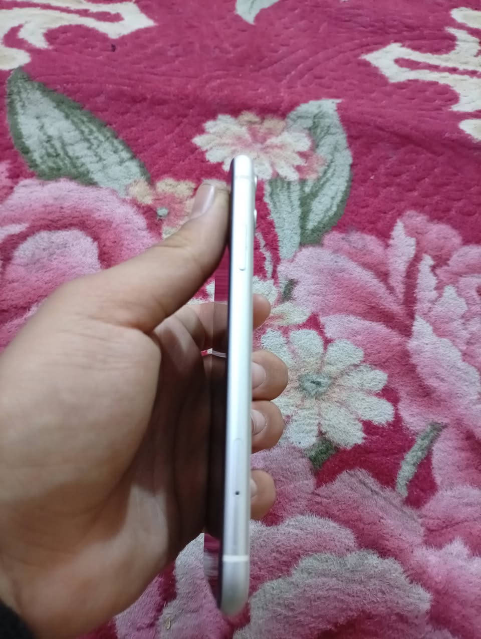 سلام عليكم.ايفون 11برو. جهاز نضيف كلش مامفتوح ومامبدل بي اي قطعه كلشي شغال فيس آيدي ايكلود شغال كامرته كلش حلوه ...السعر 275..وبي مجال شراي اتصل وتدلل.. ***********....***********
