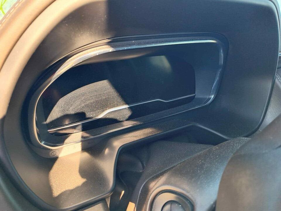 جيمسي يوكن 2022
فول بدون فتحه سقف 
ماشيه 49الف محرك المرغوب 5300
رقم بغداد 
الايرباكات  سليمه داخل قرميدي 
بدون ضربه بالشاصي الحادث موضح بالصور 
البيع بدون تصليح 
مكاني بغداد زيونه 
*********** 
***********
